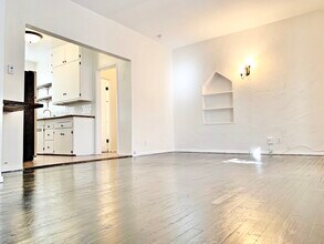 620 N Sweetzer Ave in West Hollywood, CA - Building Photo - Building Photo
