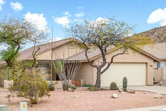 763 S Saguaro Ridge Pl in Tucson, AZ - Building Photo - Building Photo