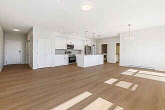 550 Belmont St SW in De Winton, AB - Building Photo - Building Photo