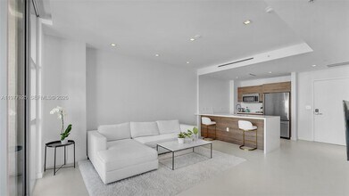 3301 NE 1st Ave in Miami, FL - Building Photo - Building Photo