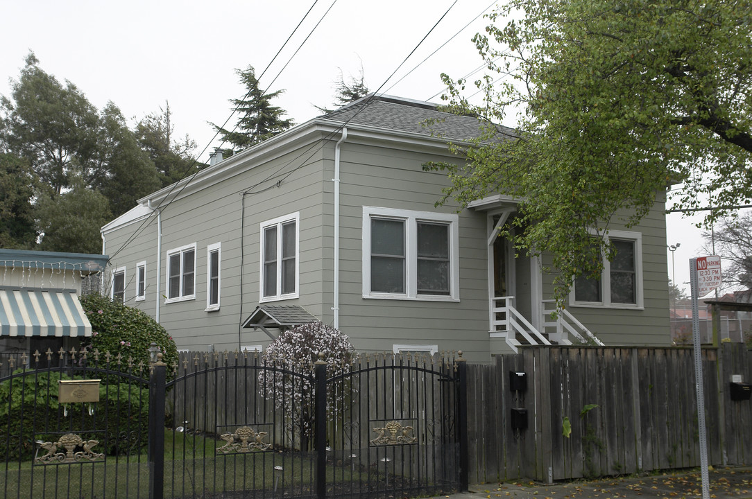 1647 7th St in Berkeley, CA - Building Photo