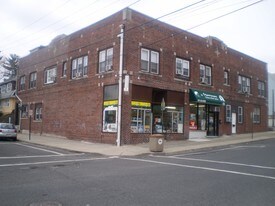 125 6th Ave in Clifton, NJ - Building Photo