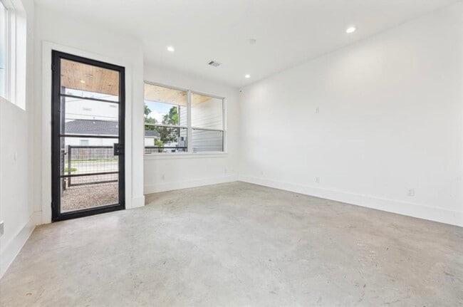 316 N Everton St in Houston, TX - Building Photo - Building Photo