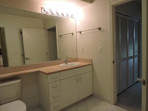 8200 Oceanview Terrace in San Francisco, CA - Building Photo - Building Photo