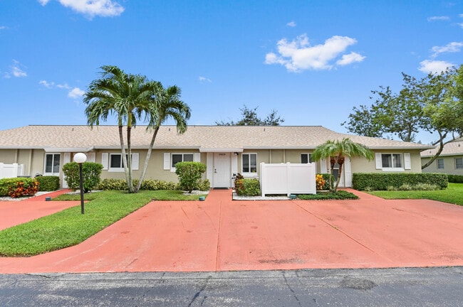 18824 Argosy Dr in Boca Raton, FL - Building Photo - Building Photo