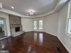 6102 Princeton Ave in Glen Echo, MD - Building Photo - Building Photo