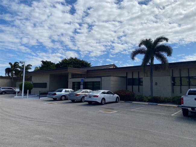 7355 NW 5th Pl in Margate, FL - Building Photo - Building Photo