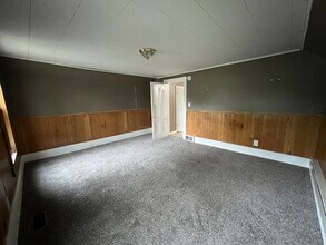 1414 Beltrami Ave NW, Unit B in Bemidji, MN - Building Photo - Building Photo
