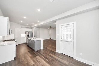 10611 Crescent Peak Dr in Rosharon, TX - Building Photo - Building Photo
