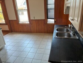 88 Thompson St in New Haven, CT - Building Photo - Building Photo