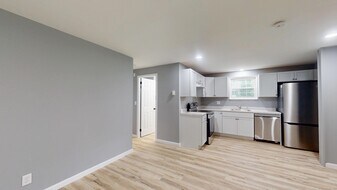 26 Sunset Terrace in Essex, CT - Building Photo