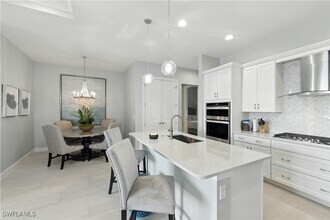 9020 Mayreau Wy in Naples, FL - Building Photo - Building Photo