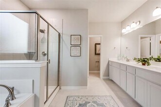 712 Ray St in Sherman, TX - Building Photo - Building Photo