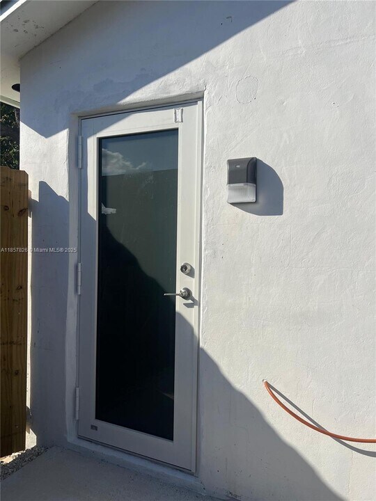 25948 SW 132nd Ave in Homestead, FL - Building Photo