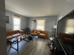 121 Hill St in Ann Arbor, MI - Building Photo - Building Photo