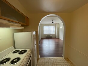 4278 N Hazel St, Unit G in Chicago, IL - Building Photo - Building Photo