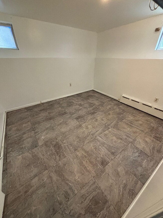 property at 624 E 26th St