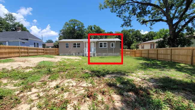 1511 N Davis Hwy, Unit A