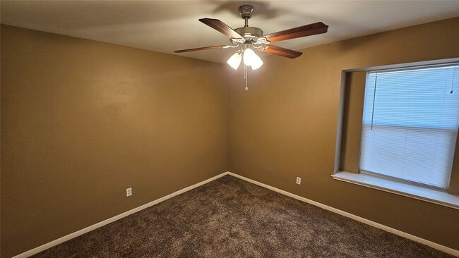 14807 Spring Lake Dr