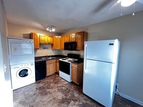 2906 Noe Ct in Louisville, KY - Building Photo - Building Photo