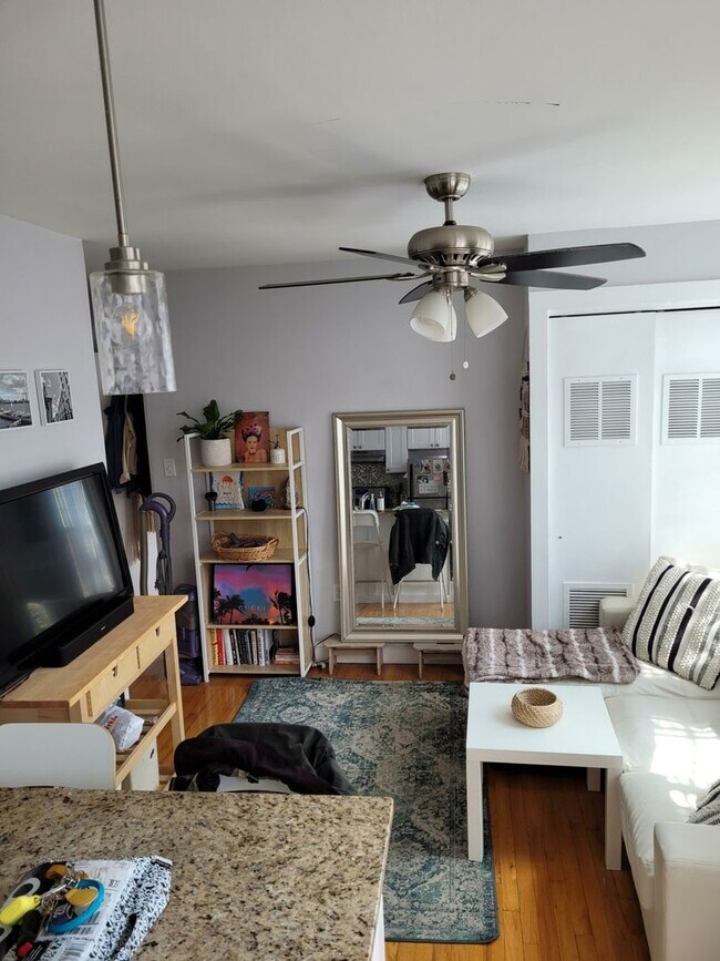 28 Fleet St in Boston, MA - Building Photo - Building Photo