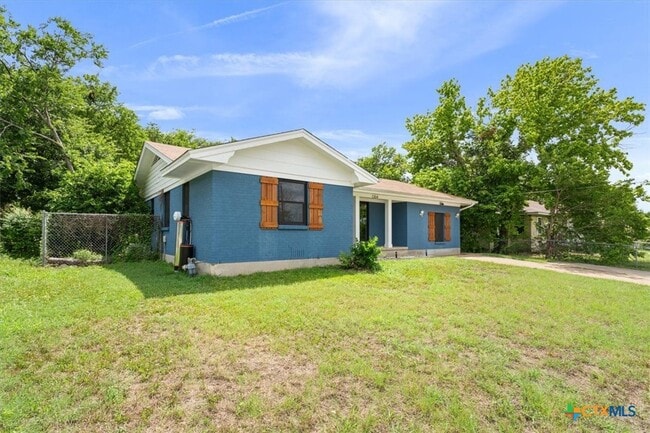 1304 Metropolitan Dr in Killeen, TX - Building Photo - Building Photo