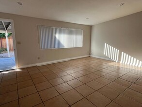 73333 Santa Rosa Way, Unit 3207 in Palm Desert, CA - Building Photo - Building Photo