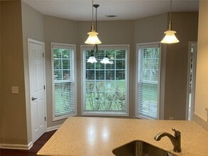 7959 Larksview Dr in Fairburn, GA - Building Photo - Building Photo