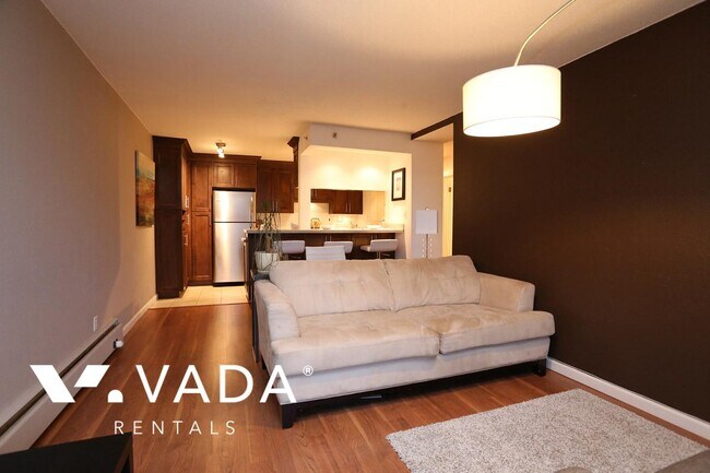 756 Great Northern Wy in Vancouver, BC - Building Photo - Building Photo