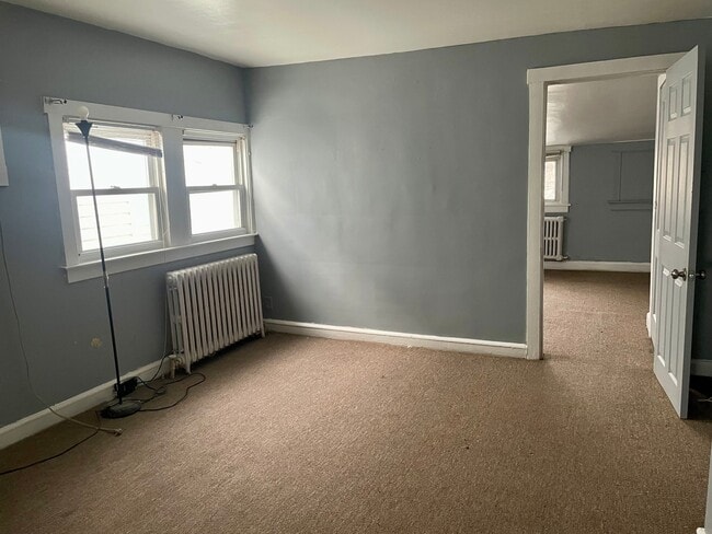 2700 Edgmont Ave, Unit C in Brookhaven, PA - Foto de edificio - Building Photo
