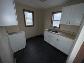 959 Cole Ave in Akron, OH - Building Photo - Building Photo