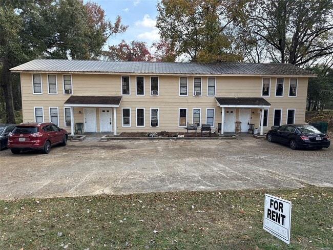 813 Azalea St in Tallassee, AL - Foto de edificio - Building Photo