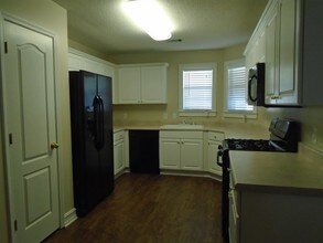 513 Brookstone Way in Stockbridge, GA - Building Photo - Building Photo