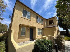 28429 Socorro St, Unit 24 in Murrieta, CA - Building Photo