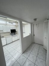 5100 SW 90th Ave, Unit 105 in Cooper City, FL - Building Photo - Building Photo