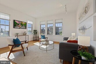 1401 Columbia Rd NW in Washington, DC - Building Photo - Building Photo