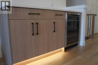 1904-1947 47 St NW in Calgary, AB - Building Photo - Building Photo