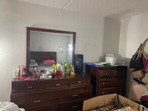 100 Village Green Cir E in Palm Springs, FL - Building Photo - Building Photo