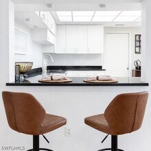 6040 Pelican Bay Blvd in Naples, FL - Building Photo - Building Photo