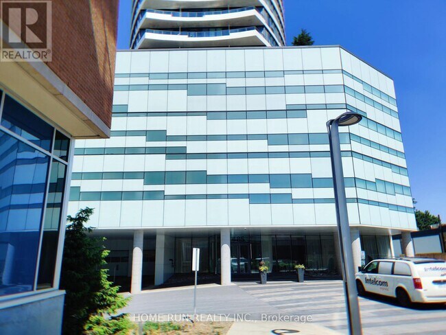 485 Richmond Rd in Ottawa, ON - Building Photo - Building Photo