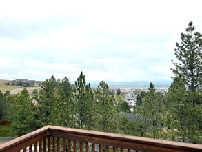 2213 Gold Rush Ave in Helena, MT - Building Photo - Building Photo