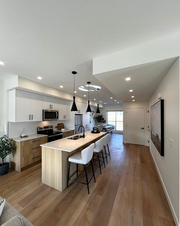 The Ridge at Trinity Hills in Calgary, AB - Building Photo