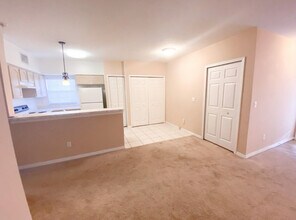 2805 E Washington St in Orlando, FL - Building Photo - Building Photo