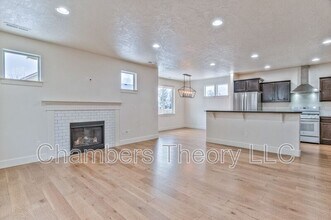 3593 SW Pumice Ave in Redmond, OR - Building Photo - Building Photo