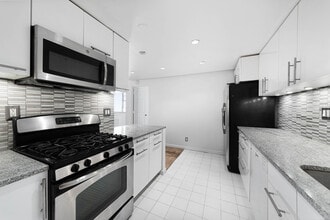 6040 Boulevard E, Unit 3j in West New York, NJ - Building Photo - Building Photo