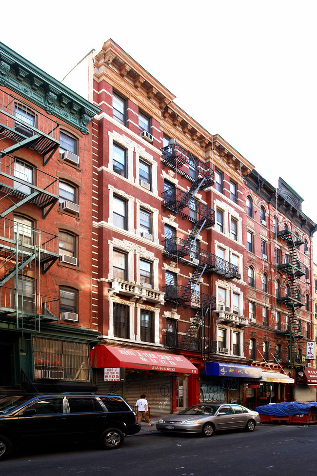 112-114 Eldridge St in New York, NY - Building Photo - Building Photo