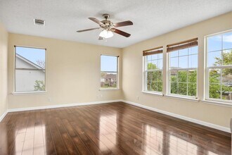 2004 Rosemary Ln in Round Rock, TX - Building Photo - Building Photo
