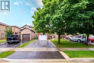 60 Cranberry Crescent in Brampton, ON - Building Photo - Building Photo