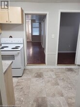 205 Kenilworth Ave N in Hamilton, ON - Building Photo - Building Photo
