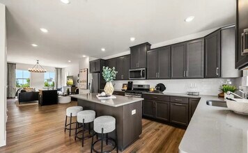 12 Barbine Wy in Bridgeport, PA - Building Photo - Building Photo